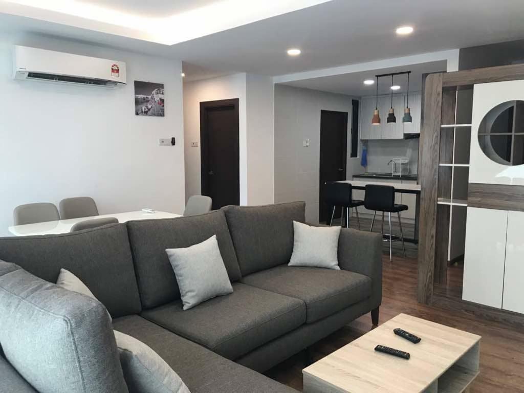 Di 1004 M² Con 3